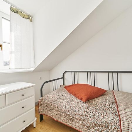 Modern Two-Bedroom Apartment, Vilnius City Centre ภายนอก รูปภาพ