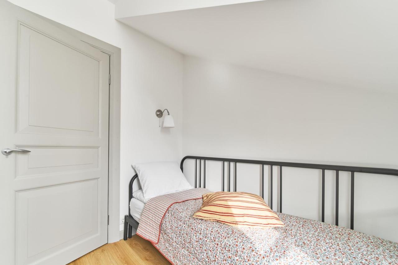 Modern Two-Bedroom Apartment, Vilnius City Centre ภายนอก รูปภาพ