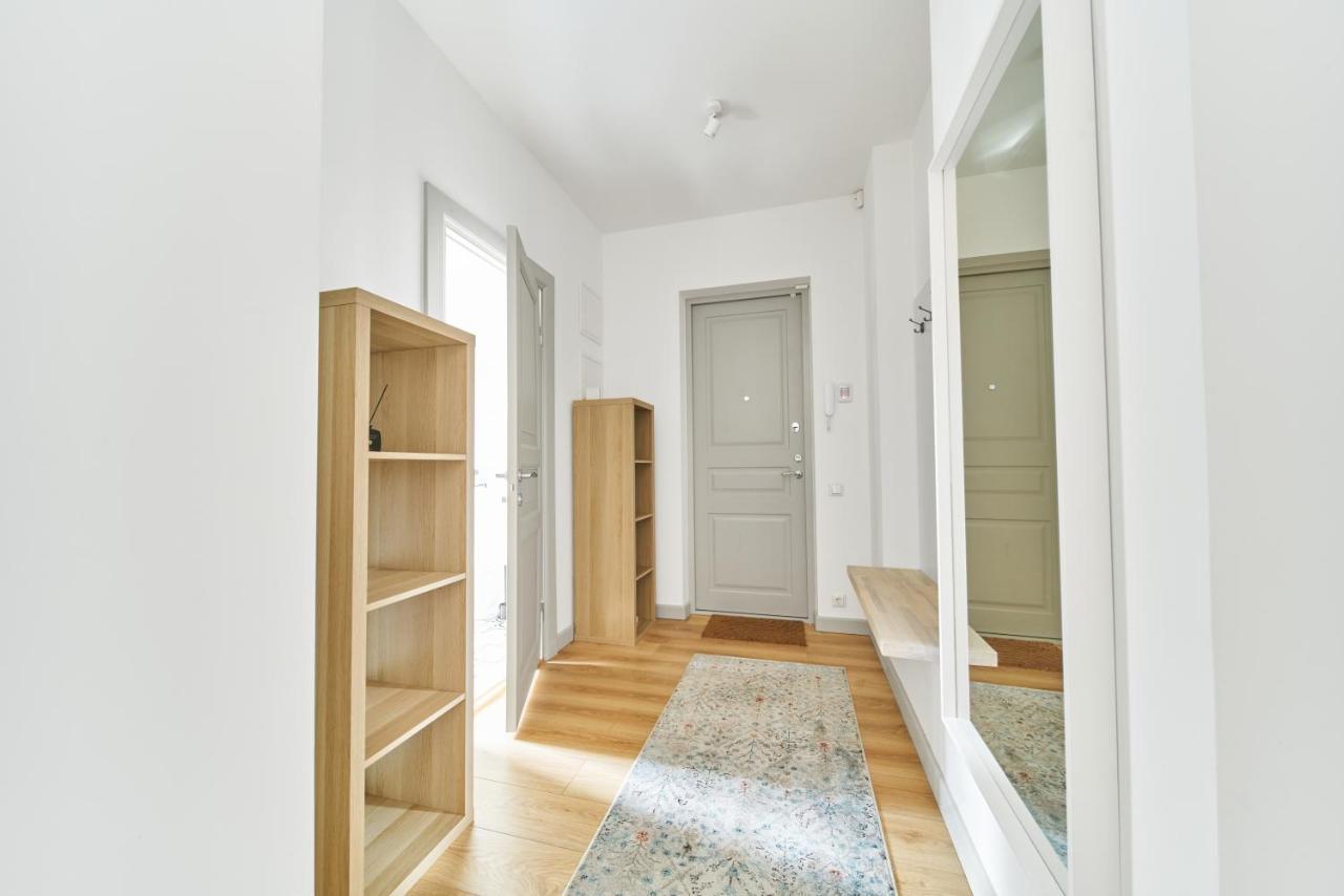 Modern Two-Bedroom Apartment, Vilnius City Centre ภายนอก รูปภาพ